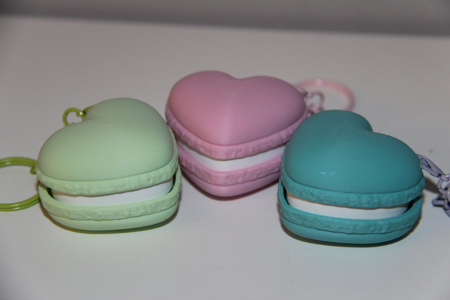 💖 Heart Macaron Clicky Keyrings